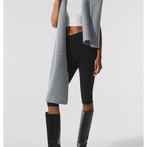 ALO Yoga Grey wool scarf